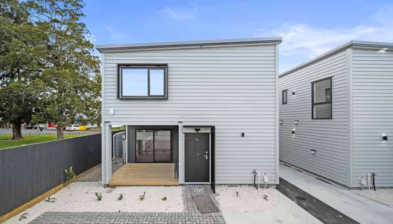 2/9 Wilson Place, Papakura