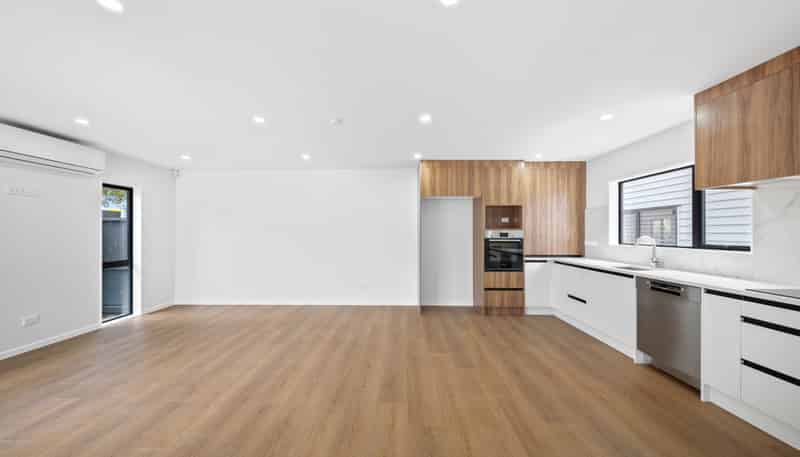 2/9 Wilson Place, Papakura