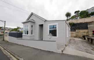 5 Haig Street, Mornington