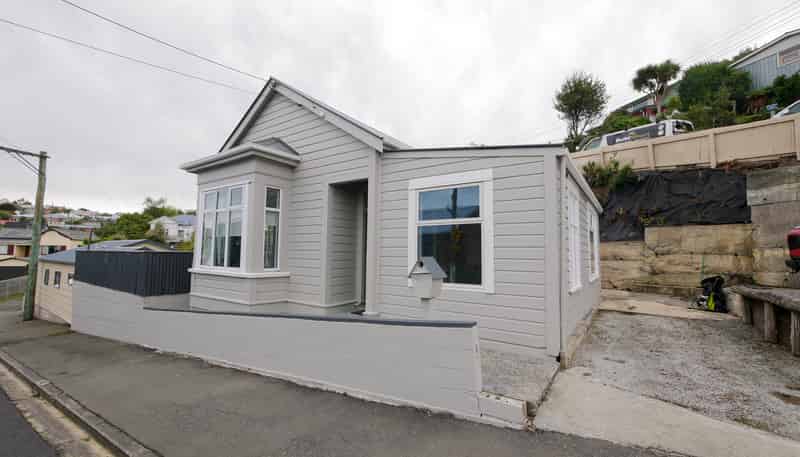 5 Haig Street, Mornington
