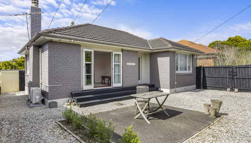 1612 Great North Road, Waterview