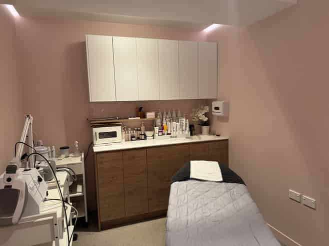 Health | Beauty | Clinic – Fully Fitted