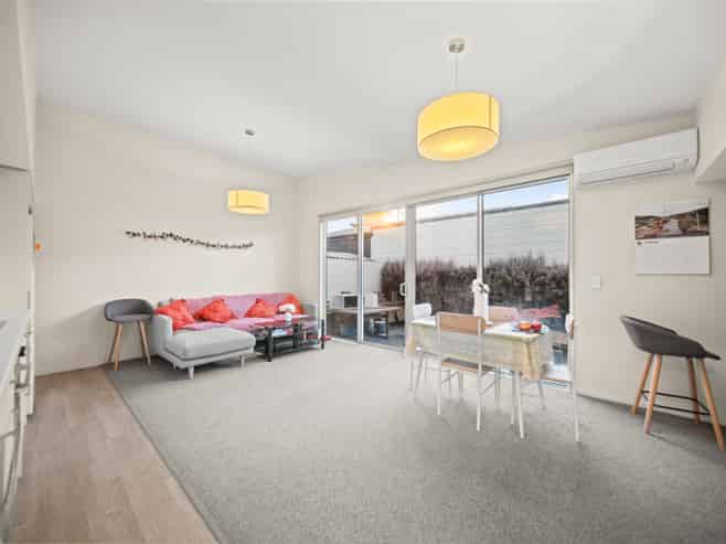 7/71 Corsair Drive, Wigram