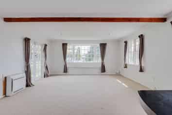 39 John F Kennedy Drive, Milson