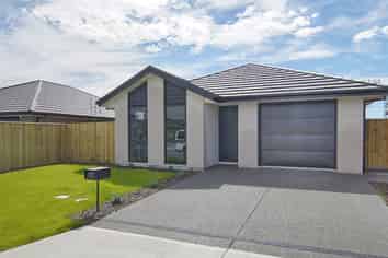 7 Jasmine Street, Woodend