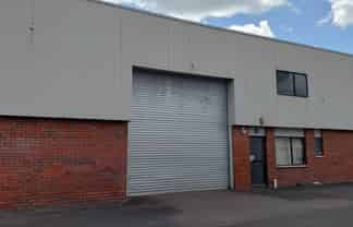 Maximum Warehouse & Minimum Office