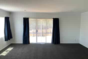 11/520 Don Buck Road, Massey
