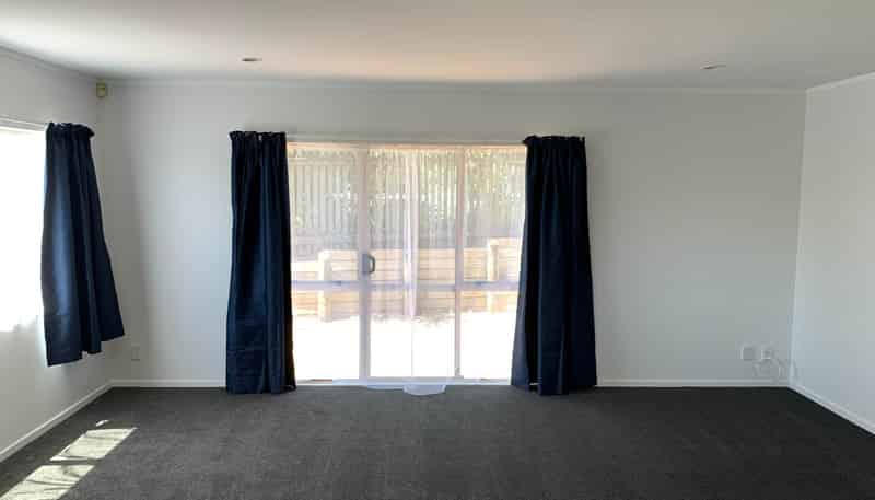 11/520 Don Buck Road, Massey
