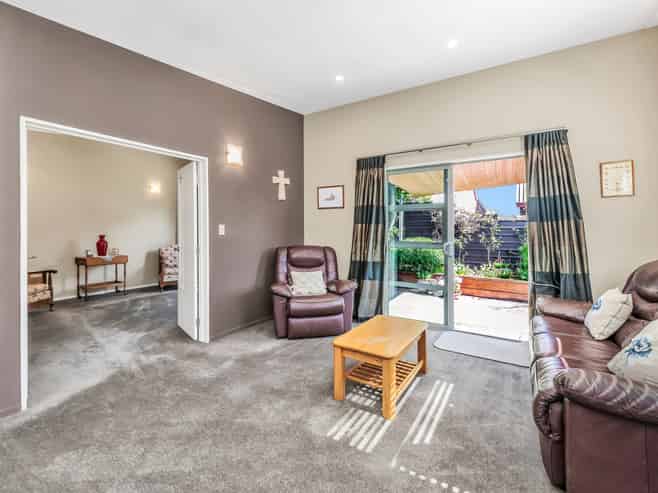 8B Taiaroa Place, Southbridge