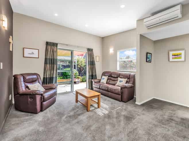 8B Taiaroa Place, Southbridge