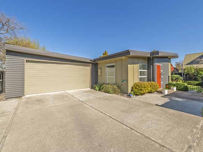 8B Taiaroa Place, Southbridge
