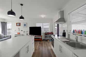 16 Bledisloe Street, Levin