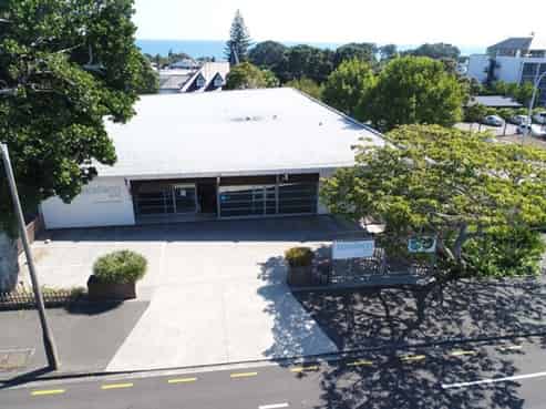 A Grade Office Building – Profile & Parking