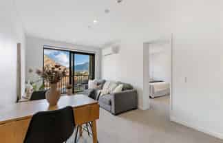 504/10 Copper Beech Avenue, Frankton