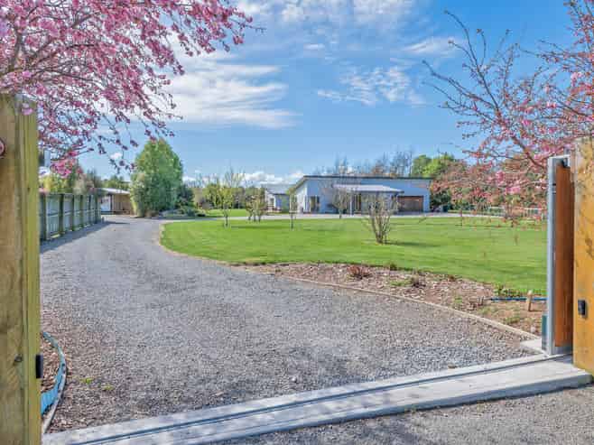 22C Leeston And Lake Road, LEESTON