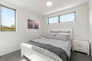 10/90 Swaffield Road, Papatoetoe