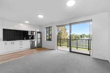 10/90 Swaffield Road, Papatoetoe