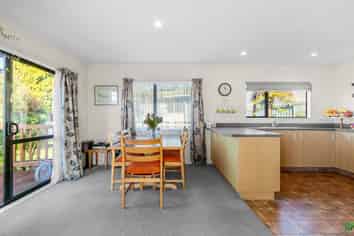 2/205 Taharepa Road, Tauhara