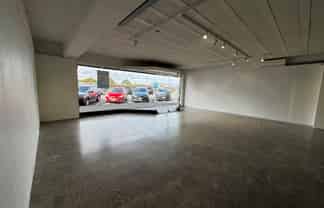 STYLISH TAKAPUNA GROUND FLOOR OFFICE
