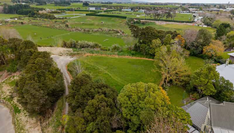 2 Three Paddock Lane, Fitzherbert