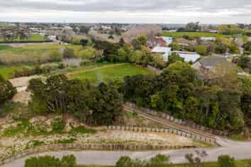 2 Three Paddock Lane, Fitzherbert