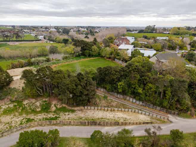 2 Three Paddock Lane, Fitzherbert