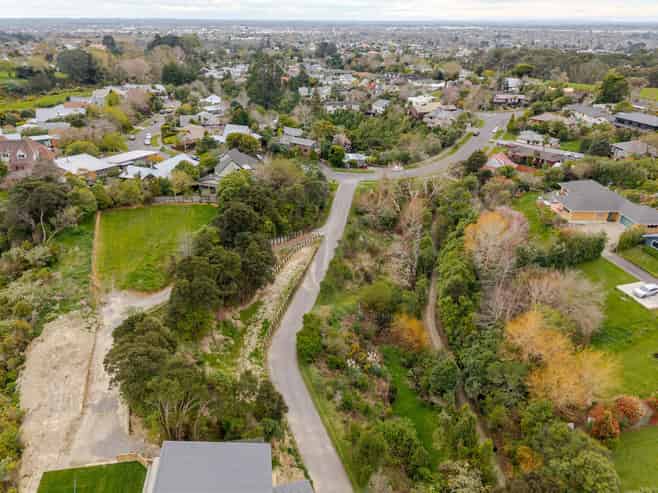 2 Three Paddock Lane, Fitzherbert