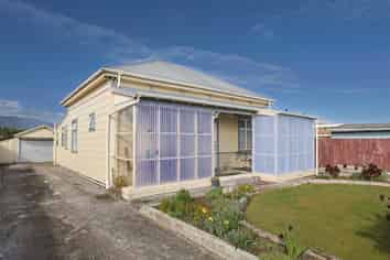 60 Wakefield Street, Westport