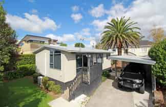 63a Beachlands Road, Beachlands