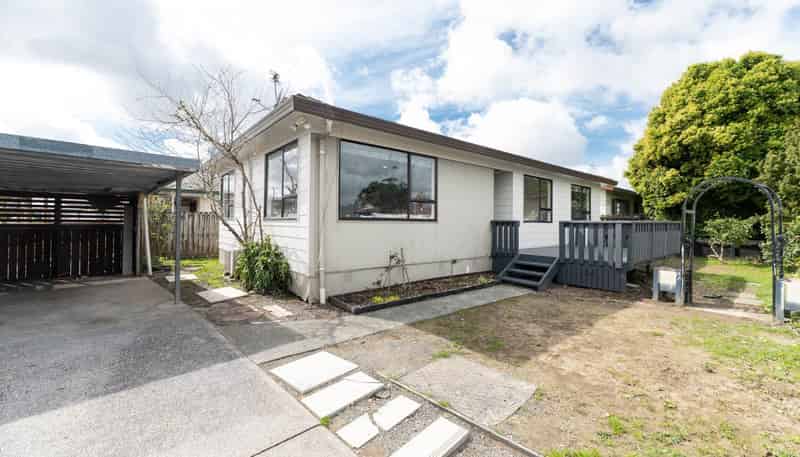 1/217 Waitemata Drive, Ranui