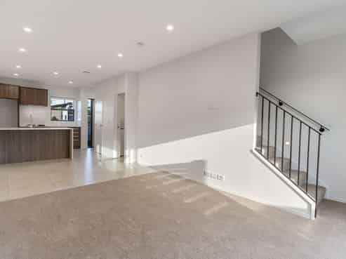 46 Brookview Drive, Flat Bush