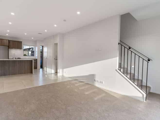 46 Brookview Drive, Flat Bush