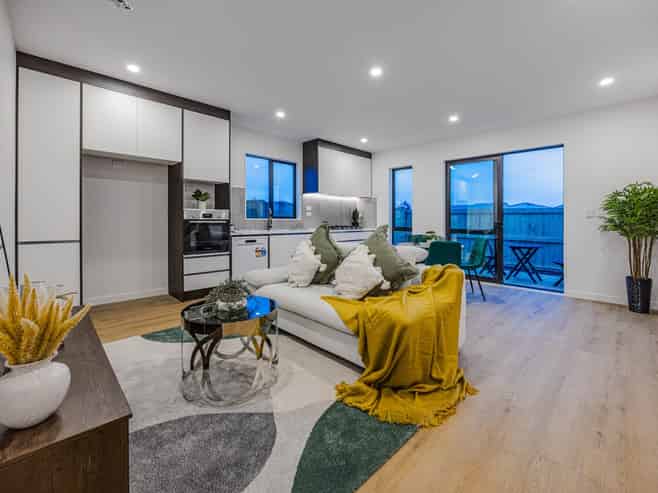 6 Ihi Place, Drury