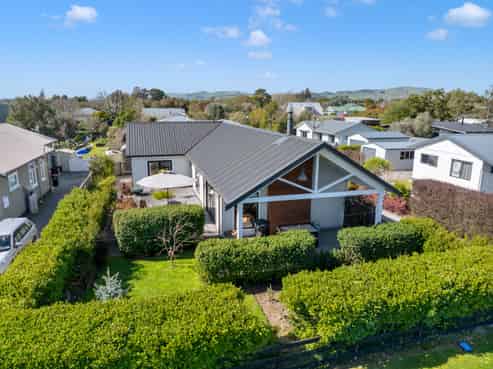 7 Esther Street, Martinborough