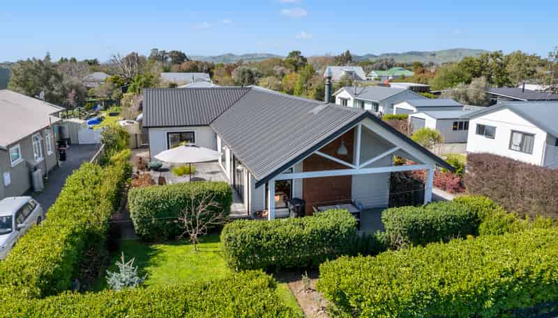 7 Esther Street, Martinborough