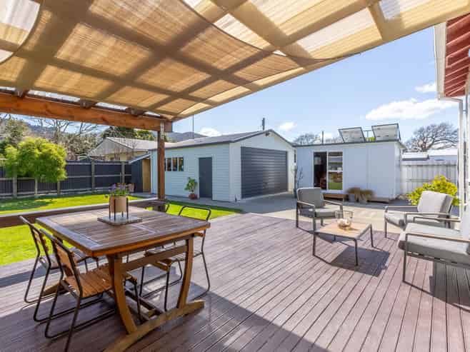 31 Johnston Street, Featherston