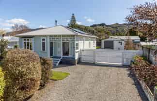 31 Johnston Street, Featherston