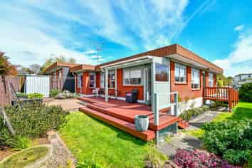 8A Ashdown Place, Pahurehure