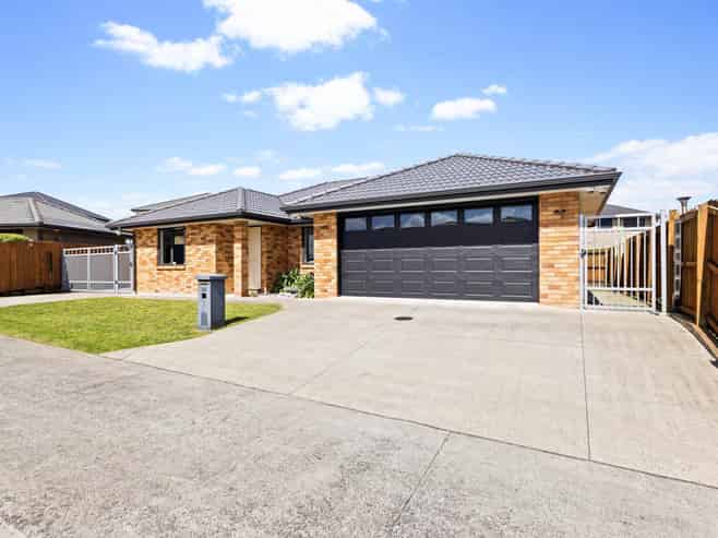 7 Reward Place, Mangere
