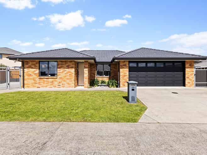 7 Reward Place, Mangere
