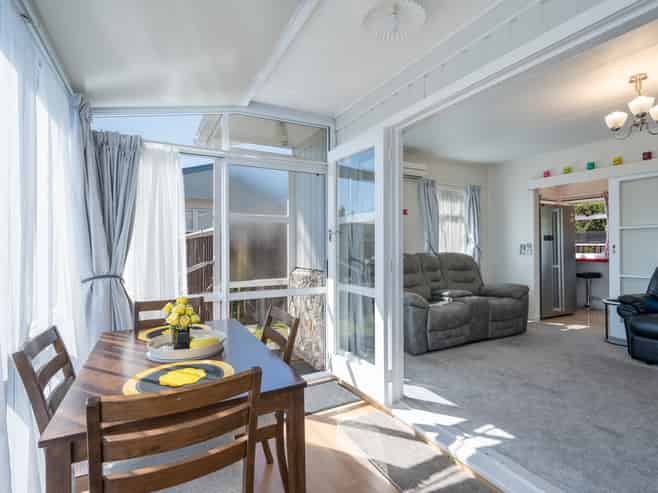 1/25 Kipling Crescent, Stoke