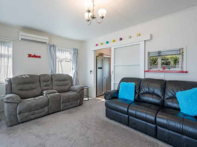 1/25 Kipling Crescent, Stoke