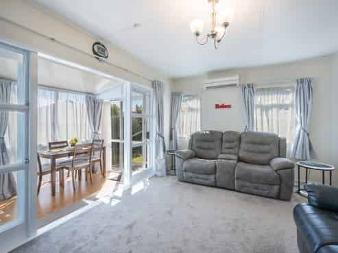 1/25 Kipling Crescent, Stoke