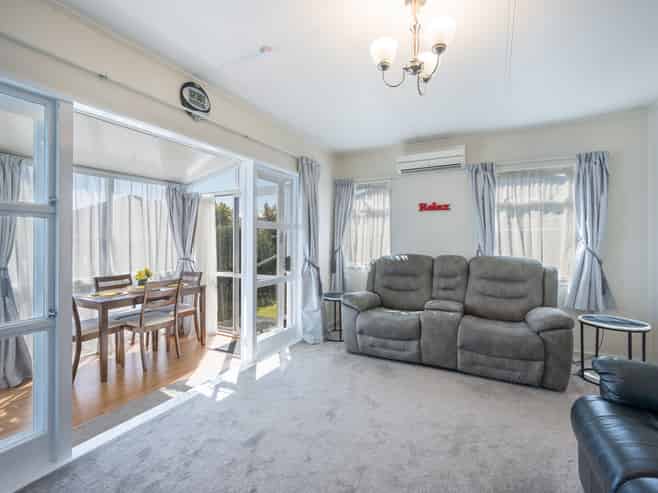 1/25 Kipling Crescent, Stoke