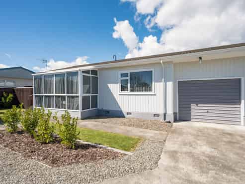 1/25 Kipling Crescent, Stoke