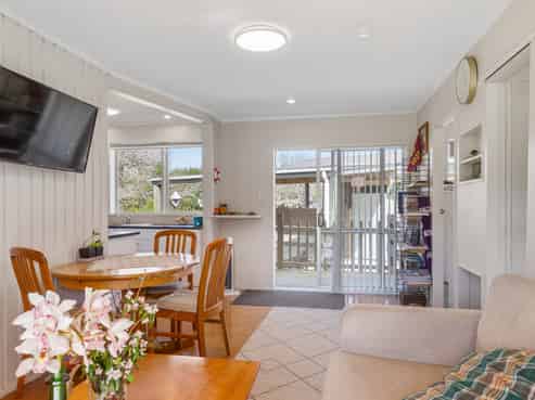 13 Boulton Road, Levin