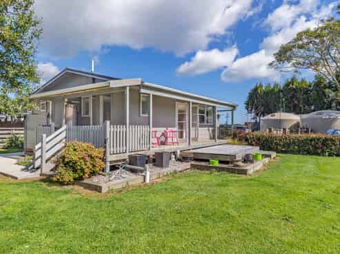 13 Boulton Road, Levin