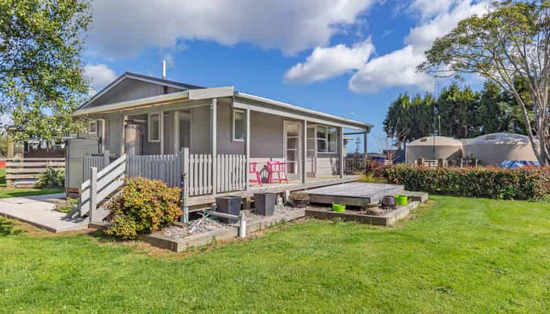 13 Boulton Road, Levin