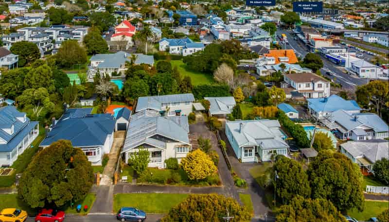 29 Lloyd Avenue, Mount Albert