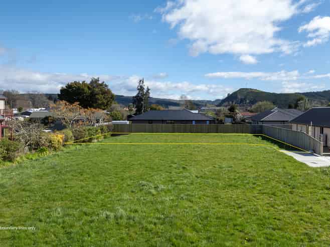 21B Louden Place, Wakefield